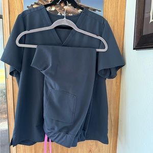 Figs size large electric blue XL Catalina, L high waisted jogger